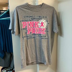 Like new size M long gray T shirt from Gildan